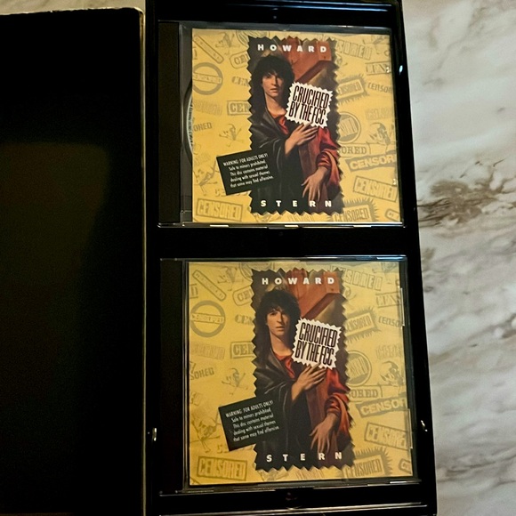 Howard Stern Bundle Of 2 - Picture 4 of 16